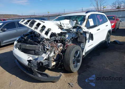 2017 Jeep Cherokee Altitude 4X4 from USA, damaged, VIN 1C4PJMAS4HW506474